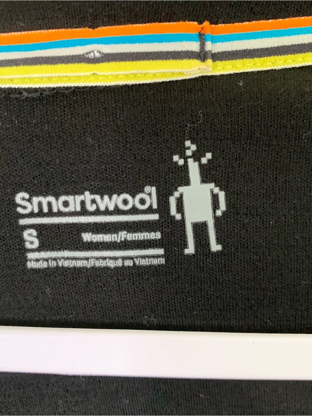 Smartwool Merino 250 Asym Top in black and Tibetan red camouflage S - Picture 5 of 7